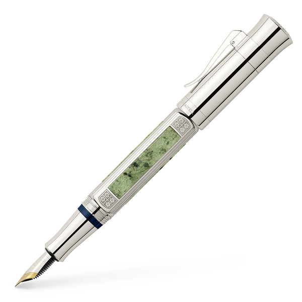 144080_GvFC_Pen_Of_The_Year_Sanssouci_Potsdam_2015_Platinum_FH_diagonal_VS01_2000x2000