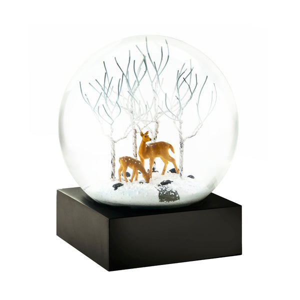 CS122-DEER_Schneekugel_Deer_in_the_Wood_VS01_1500x1500